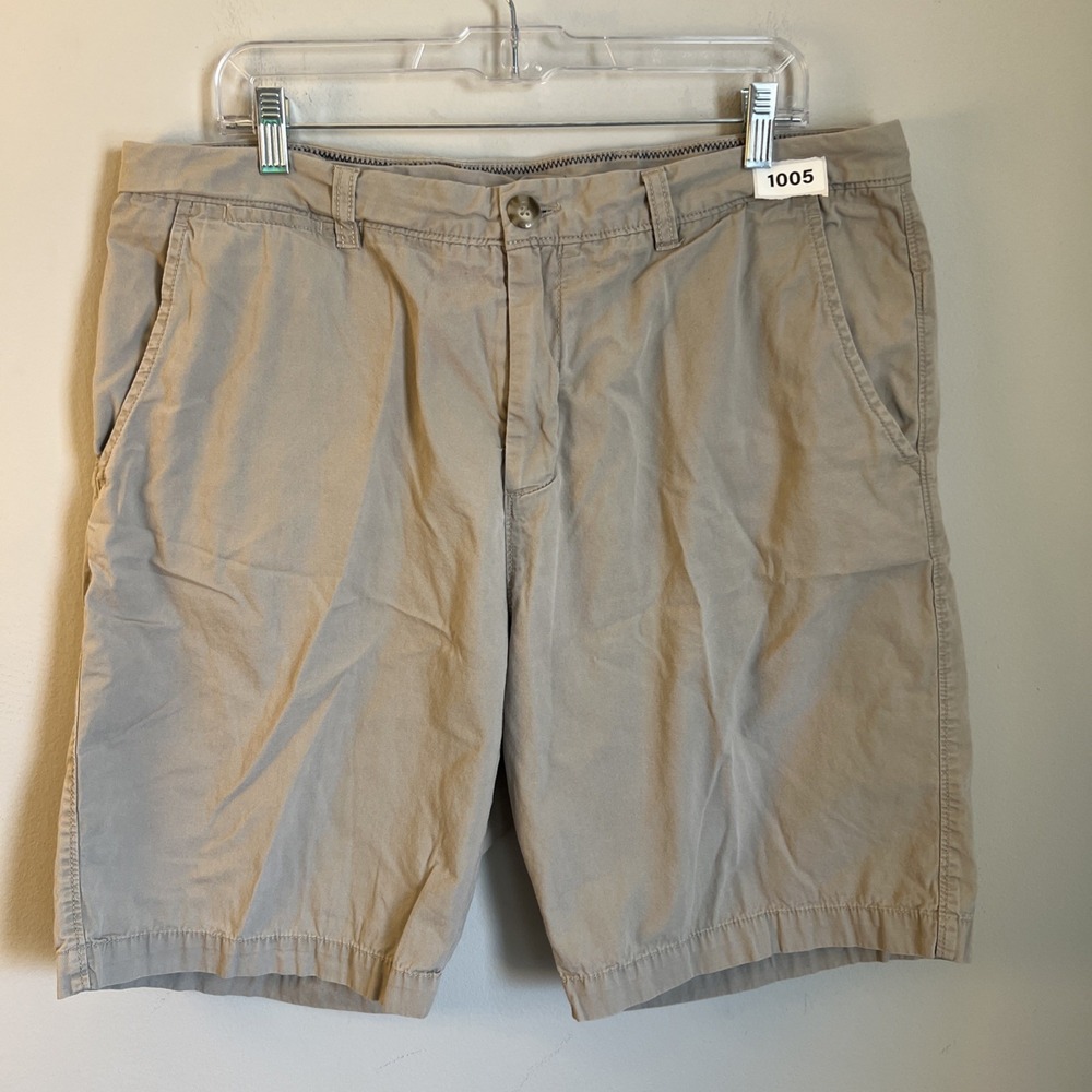 Johnnie O Short Beige Size 38 Men's